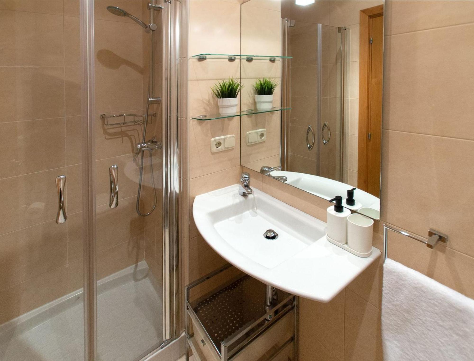 Apartamento Earra - Eder, 3 Min. Playa Y En Pleno Centro Zarautz Exterior foto